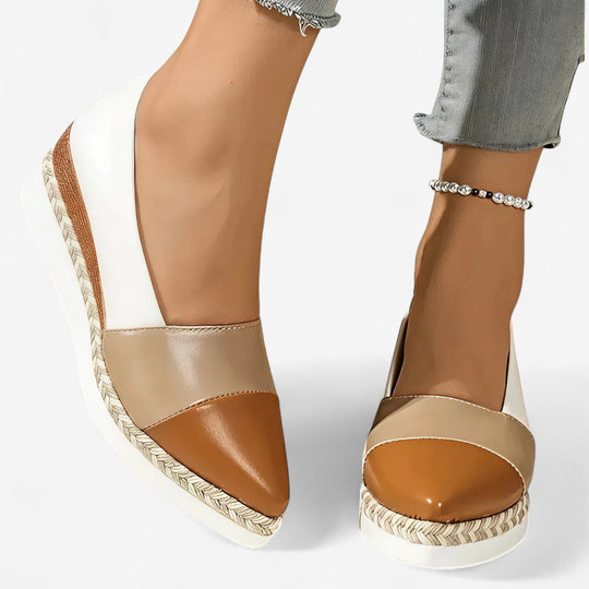 Bruna – Moccasins
