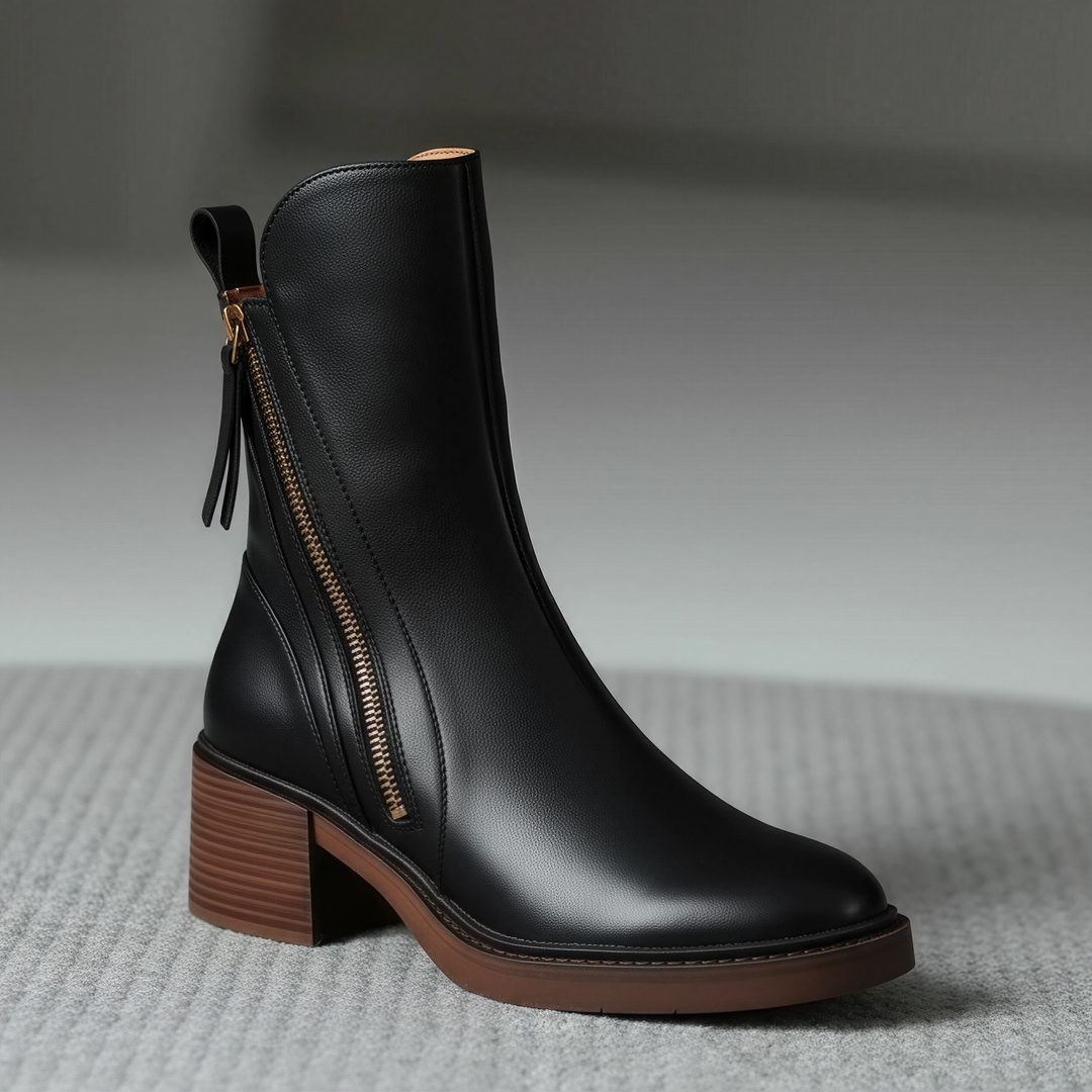 Valorine™ | Black Boots