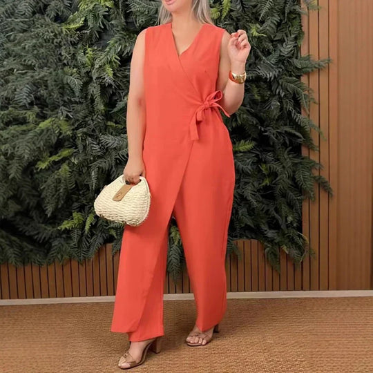 Inès | Elegant combination with V-neckline