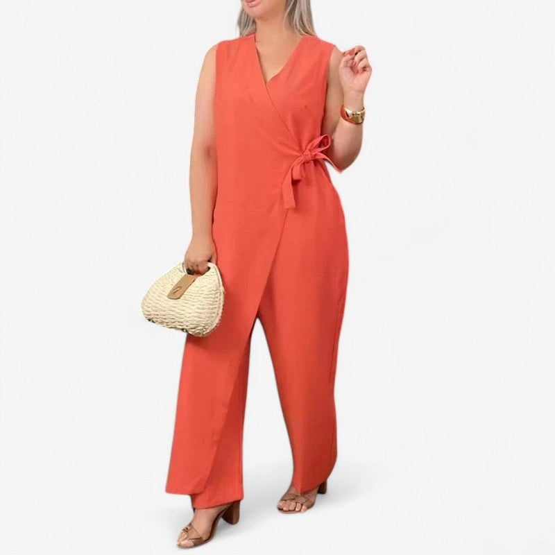 Inès | Elegant combination with V-neckline